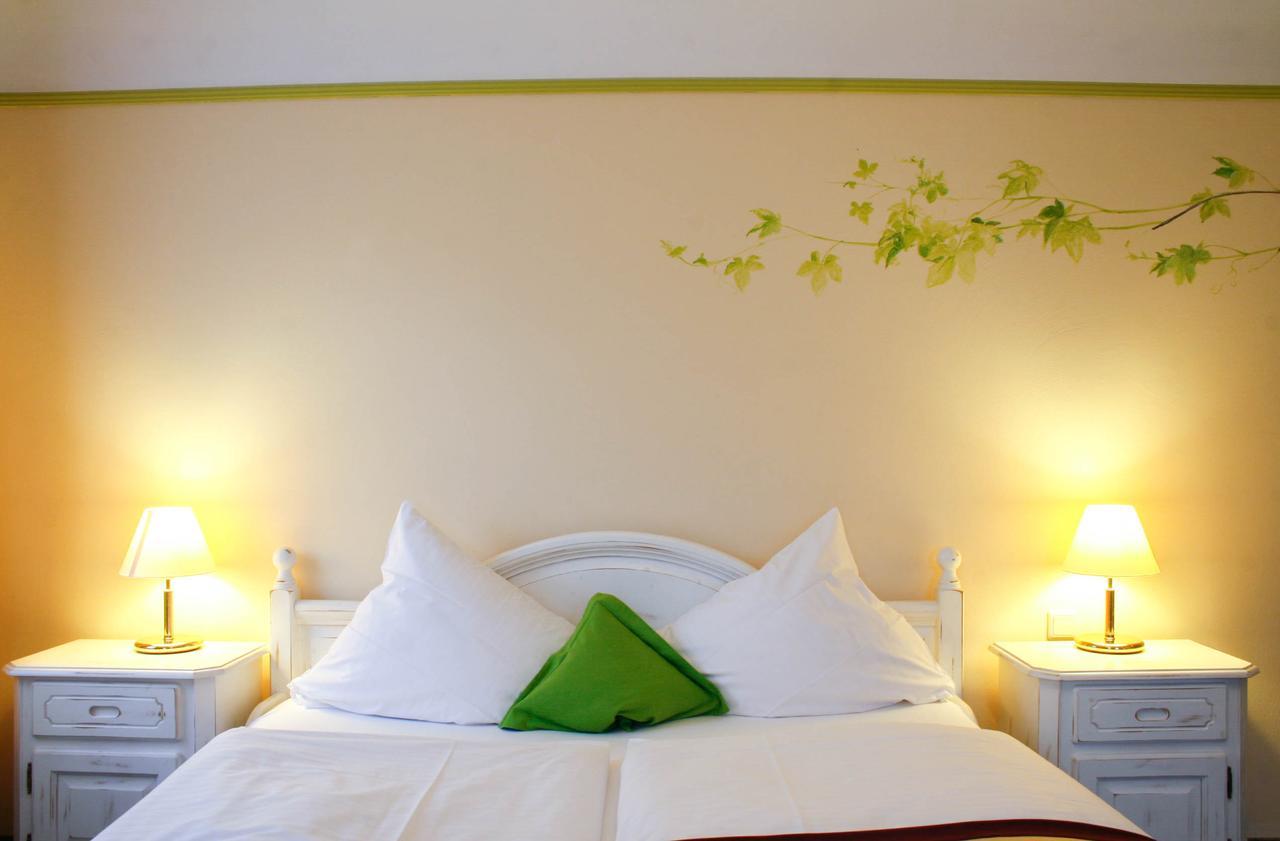 Hotel Speeter 바이젠하임 암 베르크 외부 사진