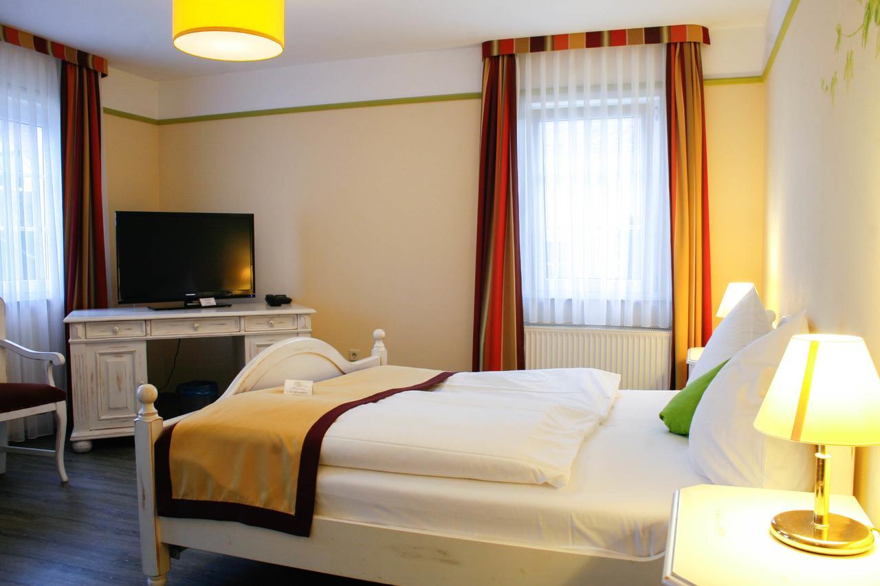 Hotel Speeter 바이젠하임 암 베르크 외부 사진