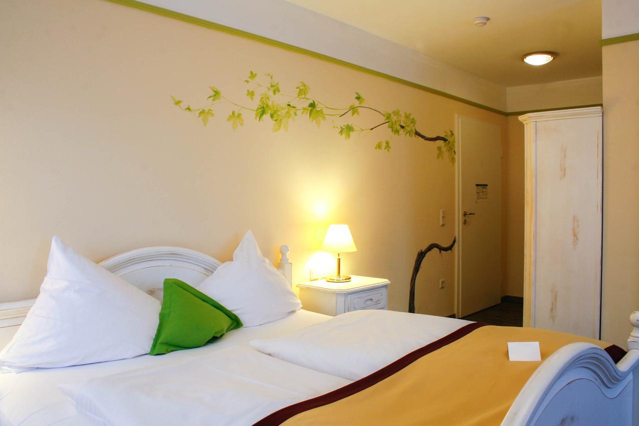 Hotel Speeter 바이젠하임 암 베르크 외부 사진